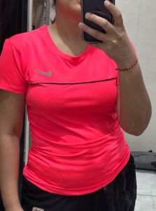 Nike Gymwear Branded T-Shirt