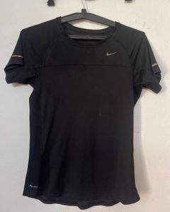 Nike Dri-Fit Black T-Shirt