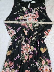 Black Floral Maxi Dress with Slit bust 36
