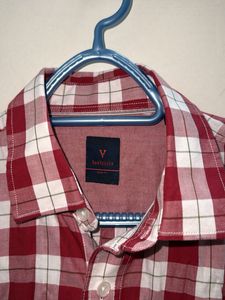 Van Huesen Men's Plaid Flannel Shirt