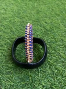 Stylish Blue &amp; Gold Bangle (single)