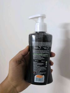 Himalaya Charcoal Face Wash