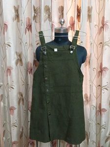 Green Gelaous dress