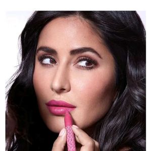 kay beauty Pink Lip Crayon