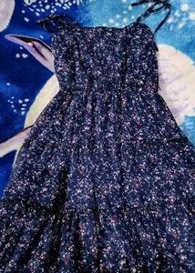 Chic Navy Floral Print Mini Dress