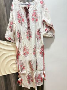 Beautiful Floral Print Kurta with tassels