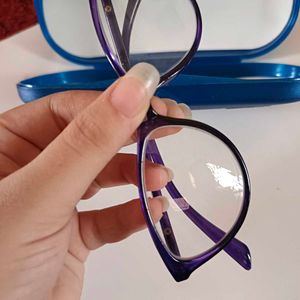 Glasses with charm