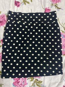 Short Black Skirt - Forever21