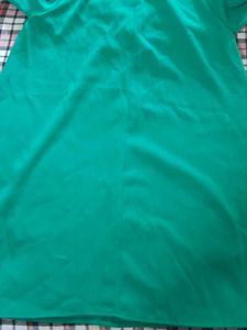 Zara Chic Green V-Neck Mini Dress