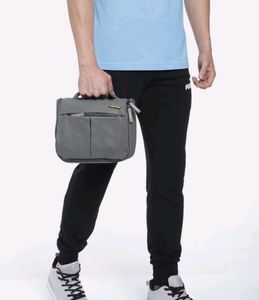 New GEAR Unisex Grey Solid Sauve Toilet Kit