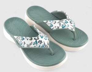 Red tape Floral Flip-Flops for Women