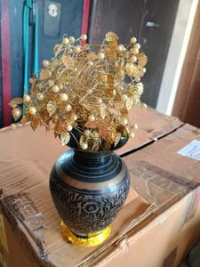 Vastu Floral Kalpvriksh wit pot