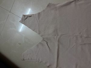 Plain Sleeveless Top