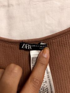 ZARA Original – Ribbed Cropped Top