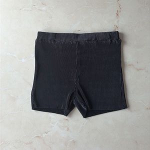 Pleated Black Shorts
