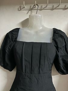 Chic Black Puff Sleeve Square Neck Dress