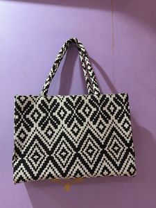 black geometry handbag
