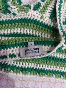 Crochet Green & White Top