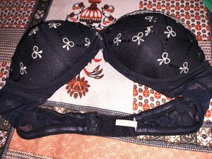 Black Lace Bow Detail Bra