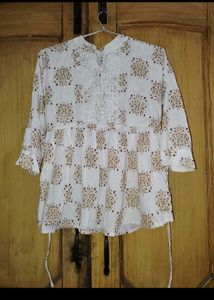 Chic Printed Kurta with Lace Detail