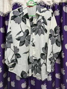 Chic Floral Print Button-Up Shirt