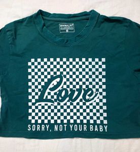 Green boxer style Cropped T-Shirt with "Love" Grap