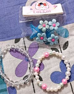 Combo🎀🦋bracelet And Hair Clips.