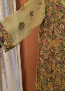 CHIKANKAARI KURTA