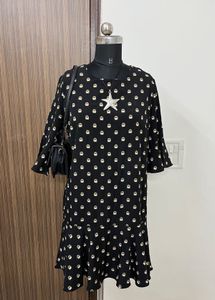 Chic Black Printed Mini Dress