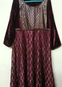 Elegant Velvet Kurta with Gold Print