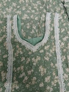 Green Floral Kurta with Lace Detail