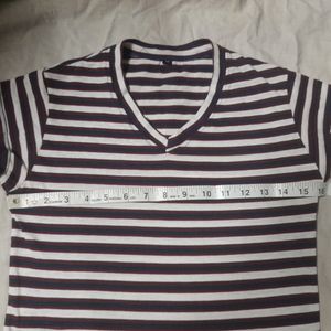 Women Casual Wear White V-Neck T-shirt Summer Top