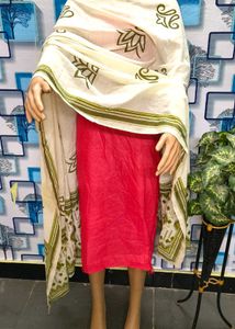 Elegant Ethnic Dupatta with Design Floral Motifs