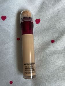Maybelline Instant Age Rewind Concealer