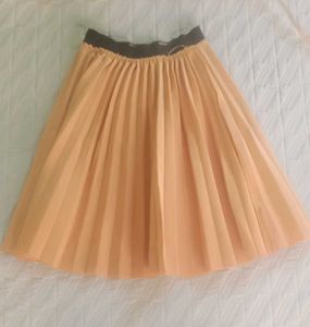 Elegant Pleated golden Skirt