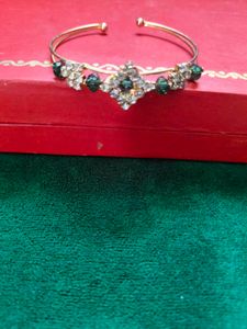 Sparkling Crystal Bangle Bracelet
