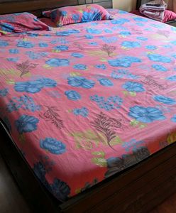 Floral Pink Bed Sheet
