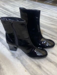 SSS Patent Boots