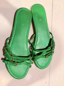 Vibrant Green Criss-Cross Strap Sandals