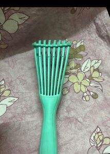 Detangling  and paddle brush combo of 2