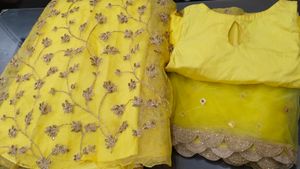 Bride Lahenga Choli With Dupatta