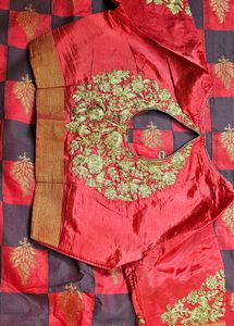 Red &amp; grey  Checked Saree