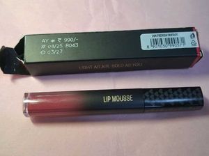 Lakme Xtraordin-Airy Lip Mousse