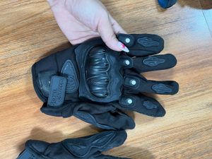Riding Gloves From Royal Enfield 🏍️