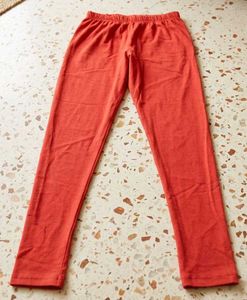 Comfortable red Leggings