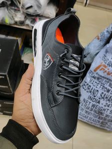 Men Sneakers