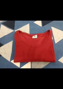 V-Neck Red top✨