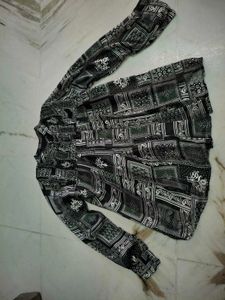 Stylish Black &amp; White Printed Kurta