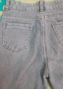 Straight Leg High Waist Jeans