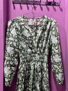 Green Floral Print Ethnic Gown